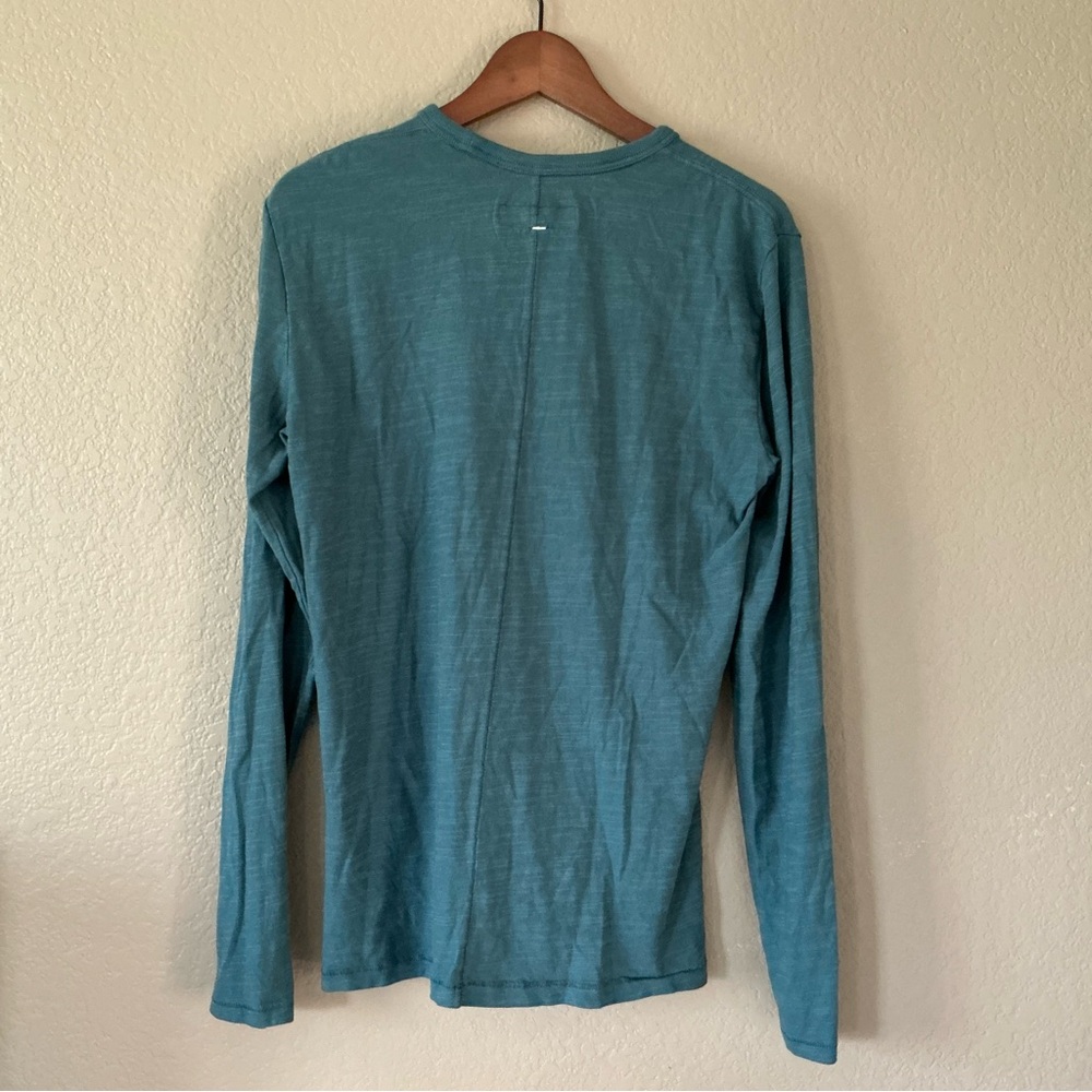 Rag & Bone NWT Long Sleeve Crewneck T-Shirt Size Medium Blue casual - Picture 4 of 8